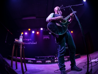 Nick Oliveri u Vintage Industrial Baru (Foto: Izidor Tačković)