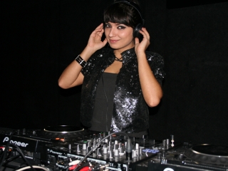 DJ Rea na otvorenju Vip Cluba (Foto: walter Thompson)