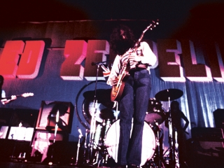 Led Zeppelin IV era 1971. (Foto: Koh Hasebe Shinko Music Archives)