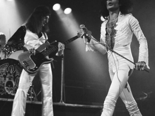 Queen - A Night At The Bohemia