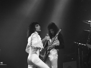 Queen - A Night At The Bohemia