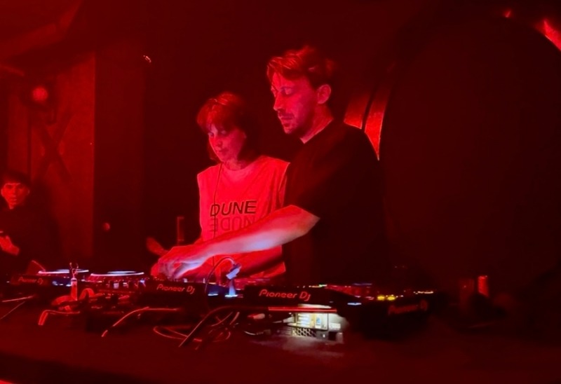 Pitchfork Festival je prvi puta održan u Chicagu 2011. godine u organizaciji istoimenog online magazina. Sljedećih godina proširio se na ogranke u Parizu, Londonu i Meksiku.